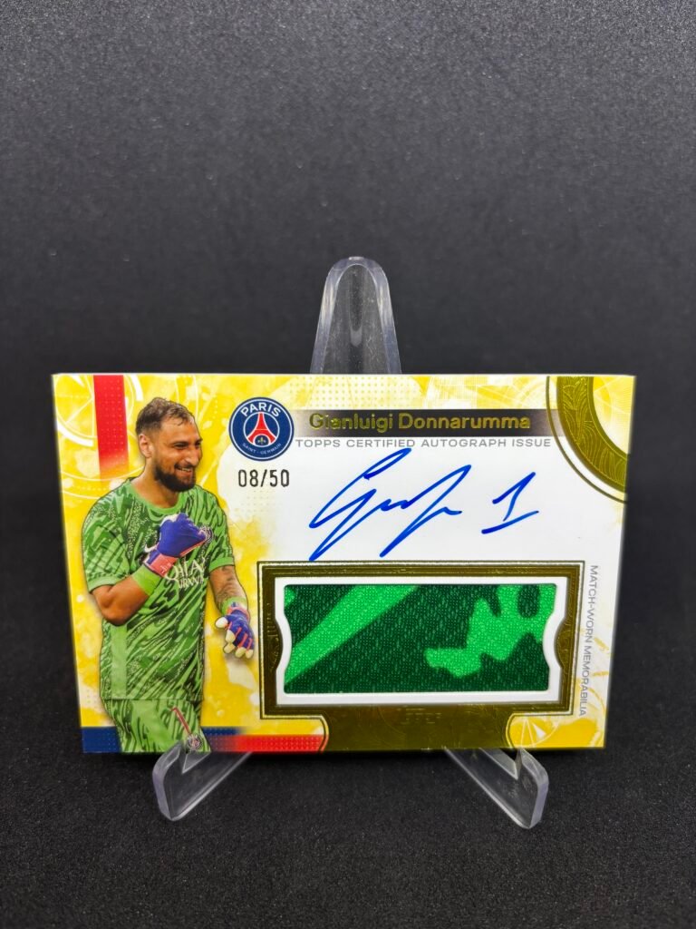Topps Exhibition PSG 2025 Gianluigi Donnarumma Relic-Autographed 8/50
