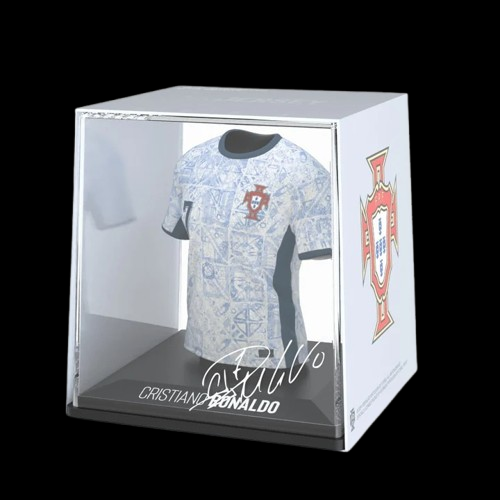FANCOLLEX – Cristiano Ronaldo (Portugal Away Jersey)